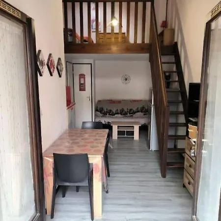 Pavillon Avec Piscine Place De Pkg Privee *